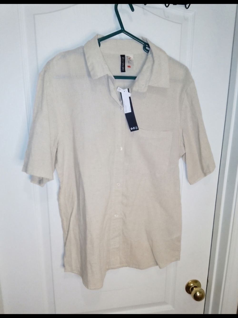 NWT/ Womens Divided Cream Short-Sleeve Button Down  Shirt/ Size : XS ( Runs BIG)